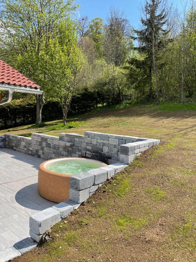 Chalet-Michel Avec Spa Montperreux المظهر الخارجي الصورة