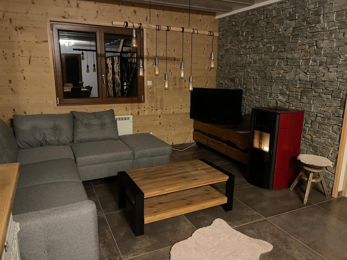 Chalet-Michel Avec Spa Montperreux المظهر الخارجي الصورة